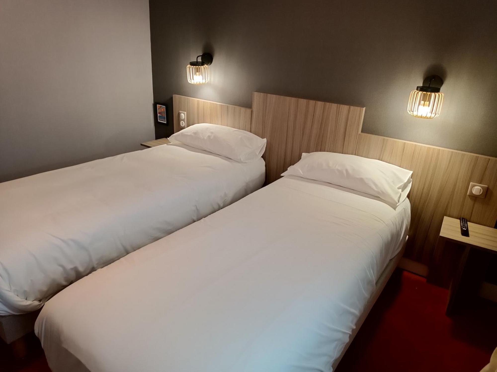Contact Hotel Limoges - Hotel Des Deux Moulins エクステリア 写真